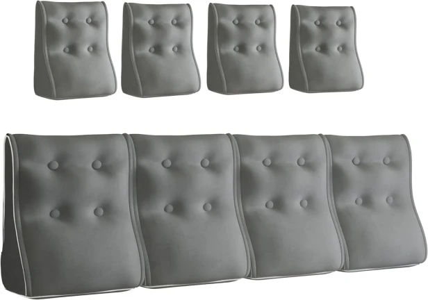 Set aus vier gesteppten, ergonomischen grauen Samt-Lendenkissen mit weißer Paspelierung.