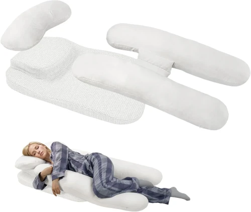Frau liegt auf einem orthopädischen Kissen mit Schulterkanal (für Seitenschläfer), weiß.