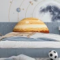 Ein einzigartiges Kissen in Jupiterform für ein Kinderzimmer mit Weltraum- und Sonnensystem-Thema. Perfekt für kleine Astronauten.
