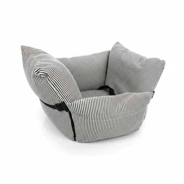 2-in-1-Autositz mit Terrain-Bett.