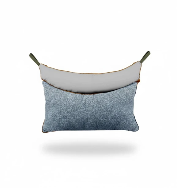 Ergonomisches blaues Schlafkissen.