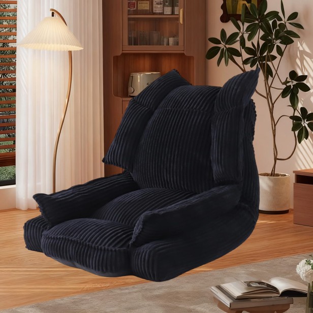 Verstellbares Boden-Tagesbett, Anordnung im Wohnzimmer.