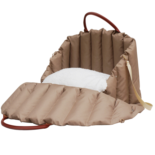 Luxuriöse Haustiertasche