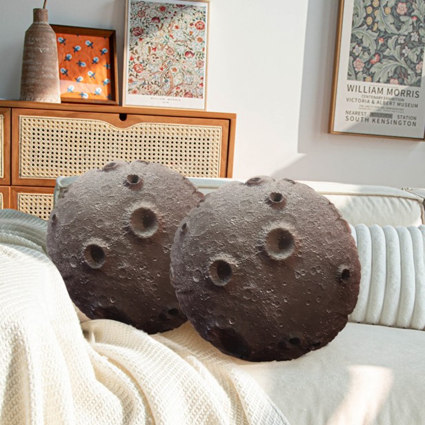 Rundes Mondkissen, Wohnaccessoire.